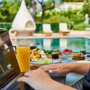 location independent income