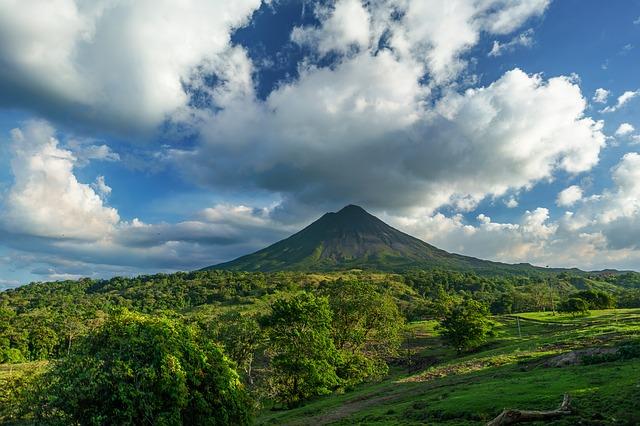 moving to costa rica