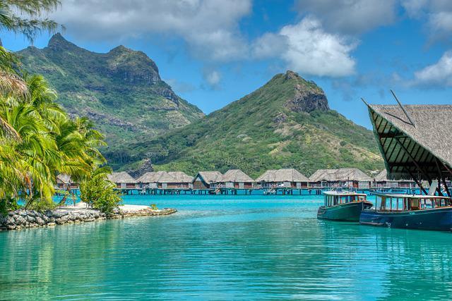 living in tahiti