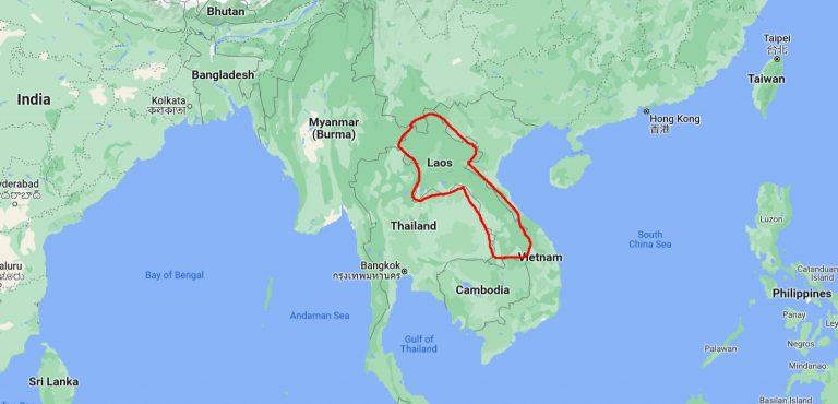 living in laos map